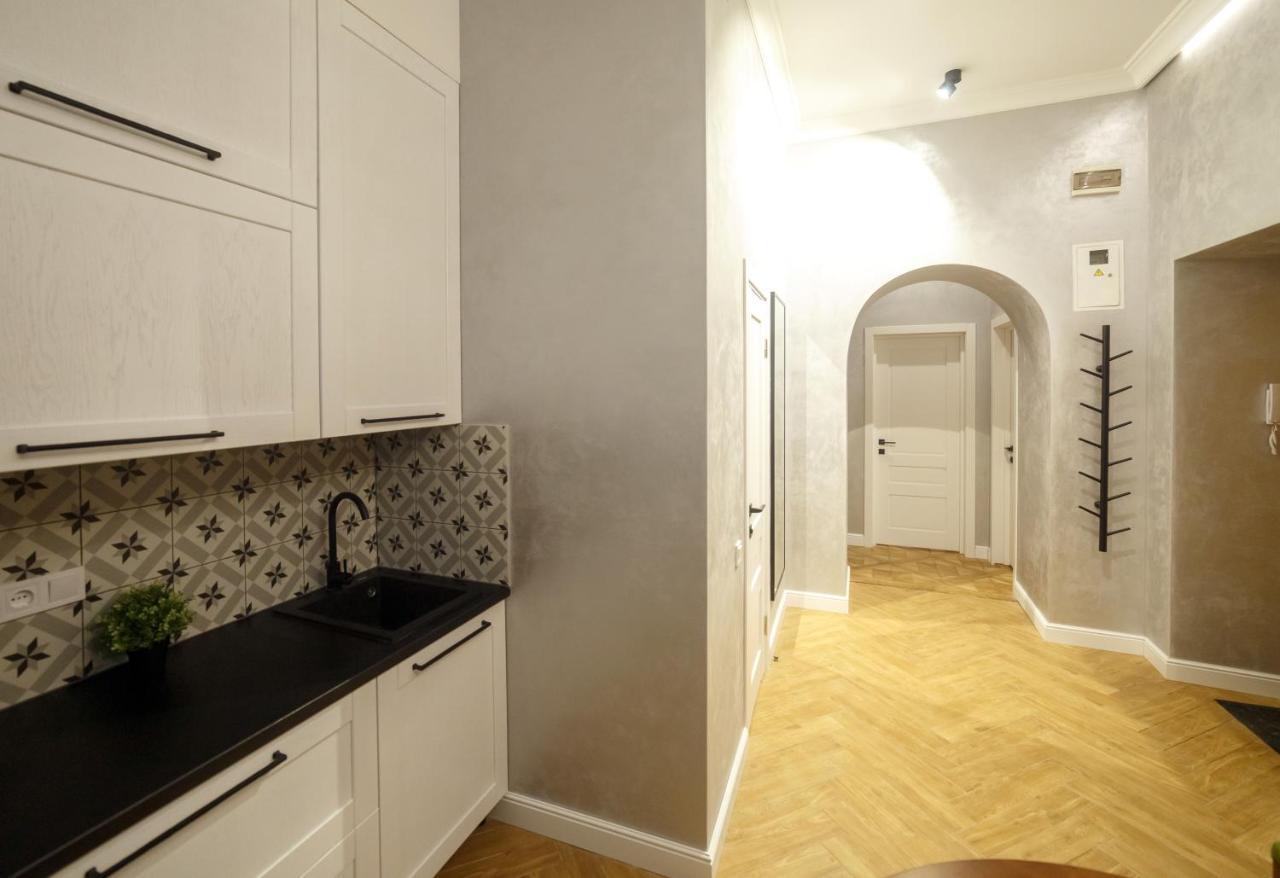 Центр Львова Вул Личаківська 5 Площа Ринок 2 Кімнати Ізольовані Apartment Ngoại thất bức ảnh