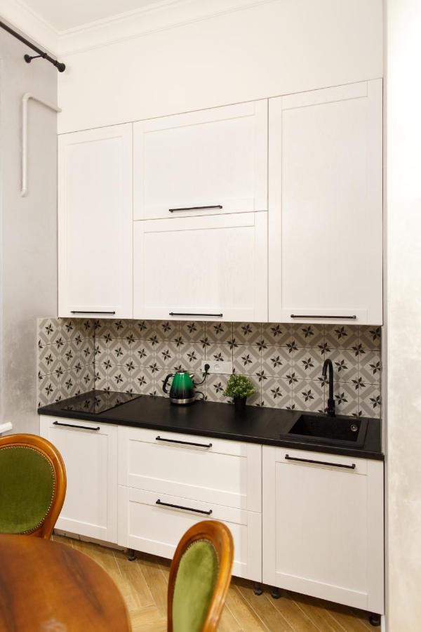 Центр Львова Вул Личаківська 5 Площа Ринок 2 Кімнати Ізольовані Apartment Ngoại thất bức ảnh